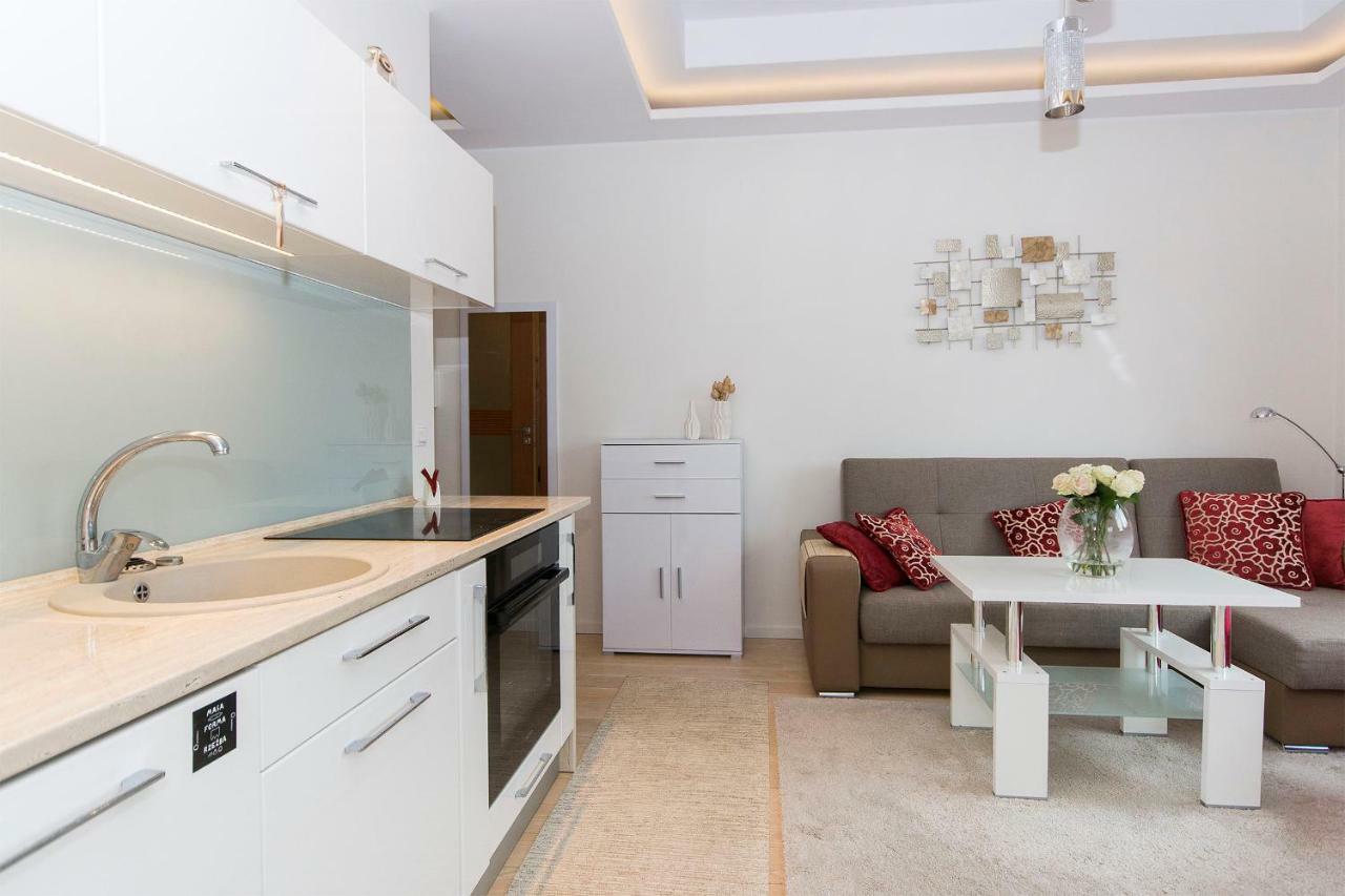 Ascot - Neptun Park By Oneapartments 格但斯克 外观 照片