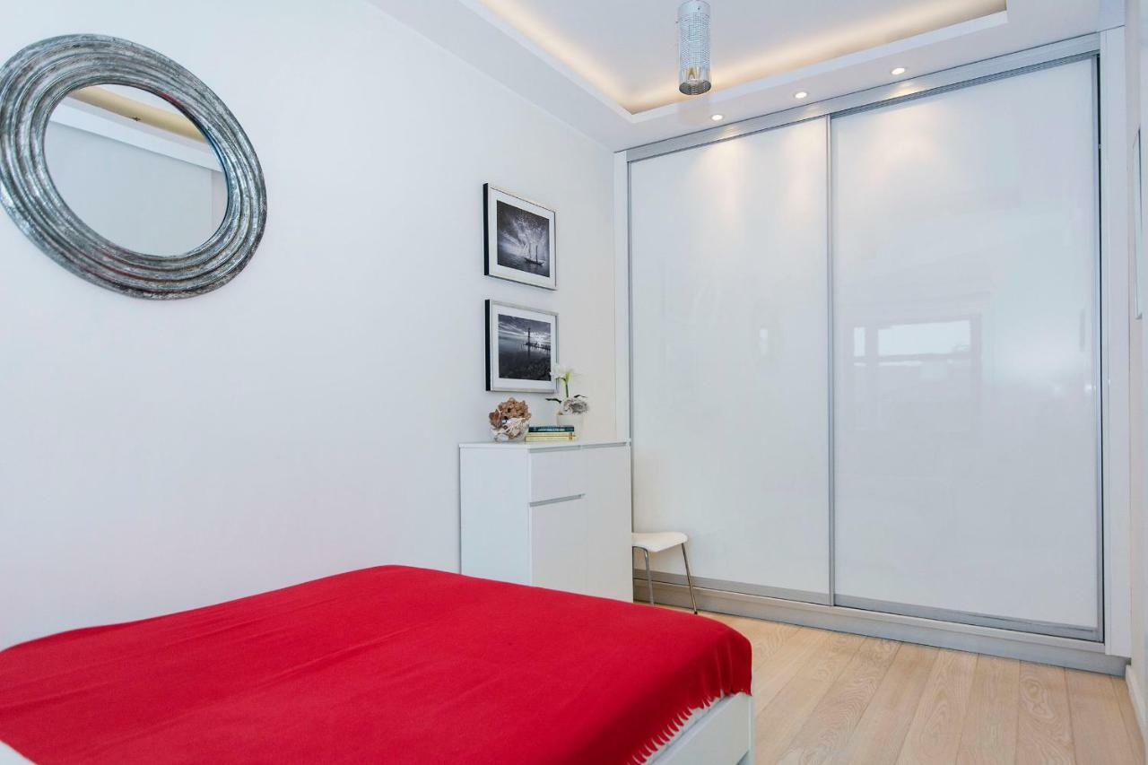 Ascot - Neptun Park By Oneapartments 格但斯克 外观 照片
